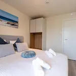 Апартаменты The Waves With Parking By Interhome Остенде
