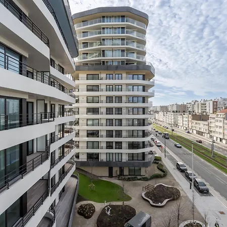 Апартаменты The Waves With Parking By Interhome *