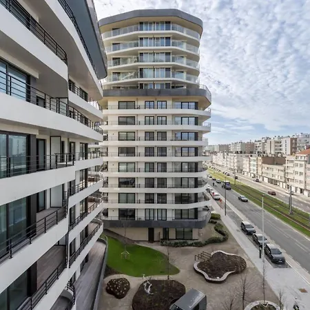 Апартаменты The Waves With Parking By Interhome Остенде